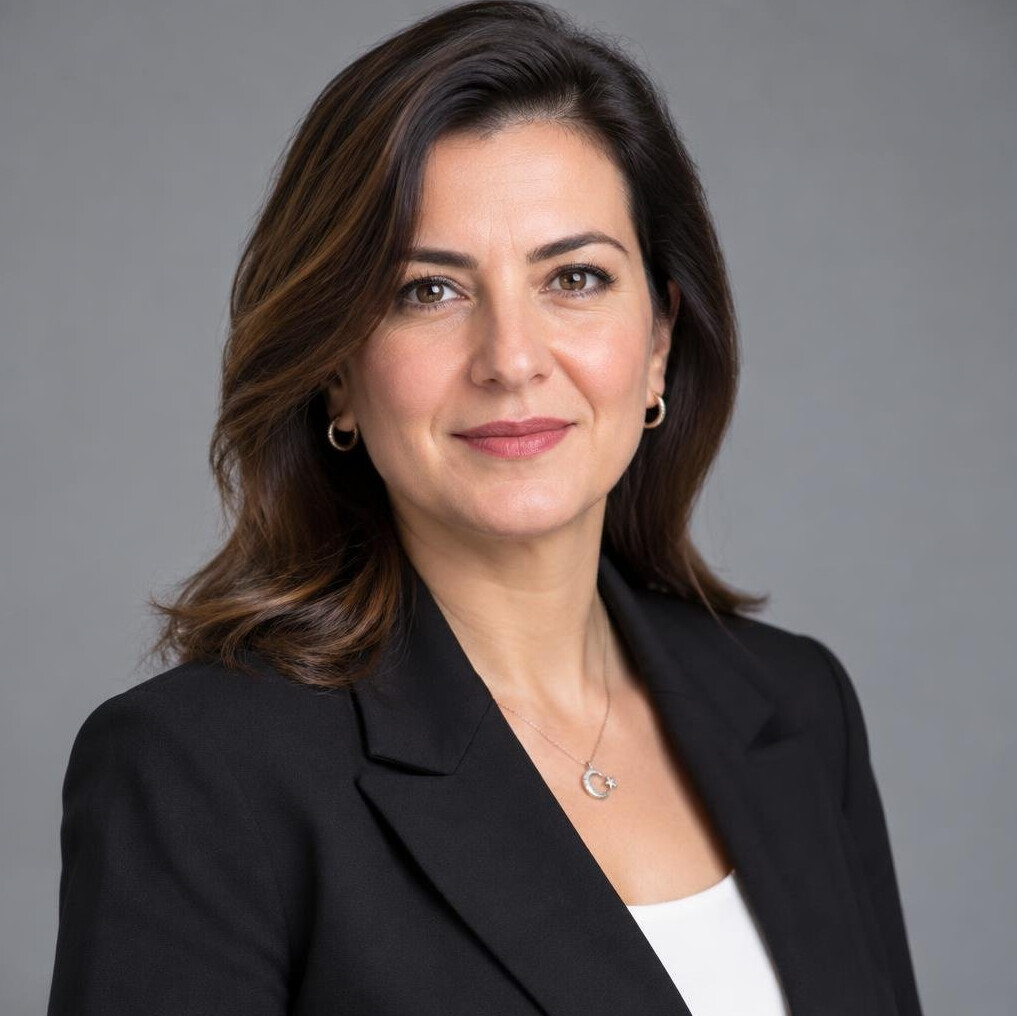 Turkish female communication and crisis-management instructor