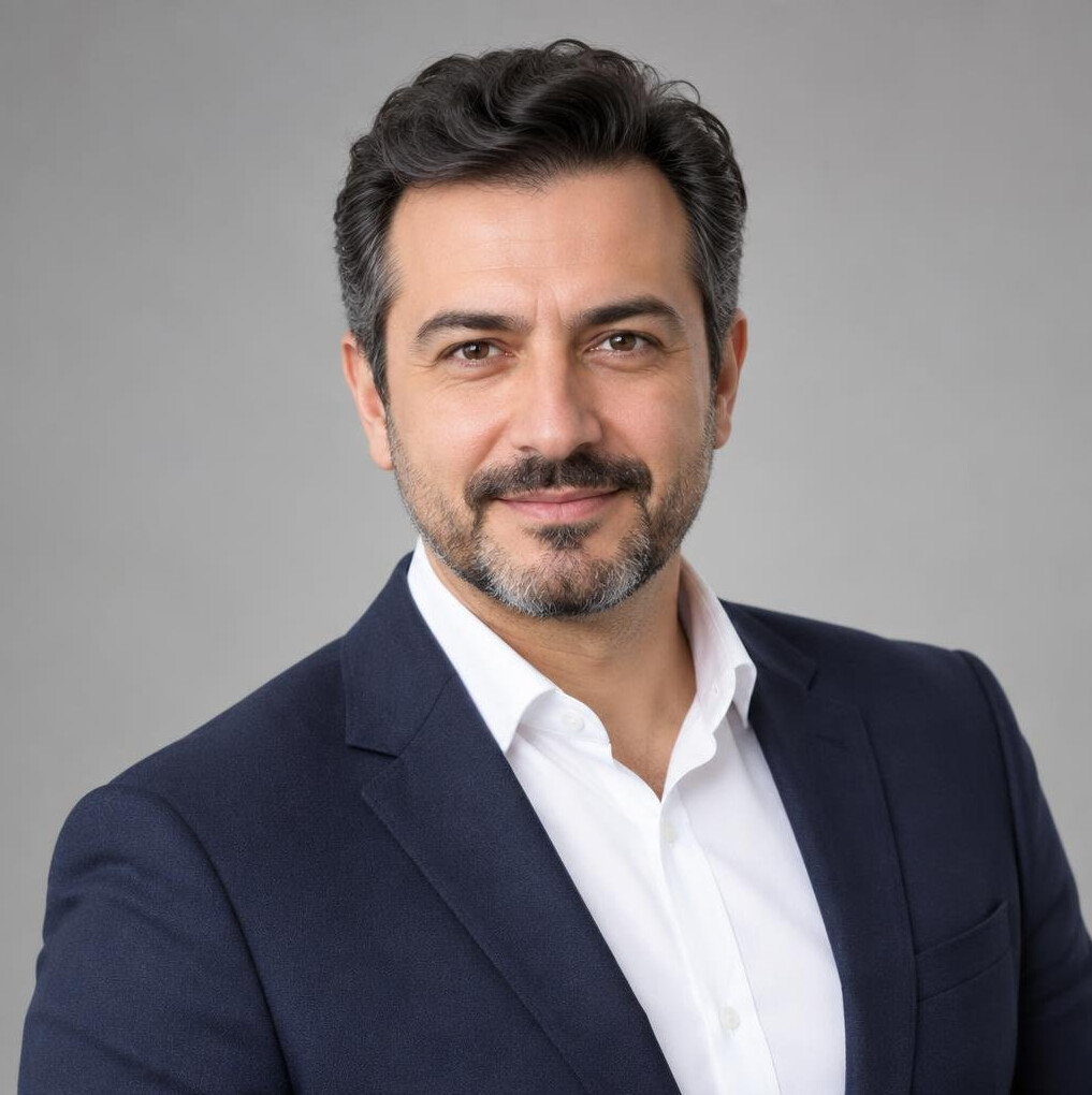 Turkish male broadcast trainer in a blazer
